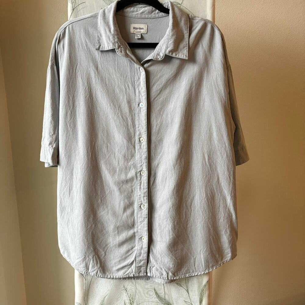Light blue linen blend women's button up shirt casual work lagenlook medium
